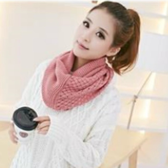 Scarves for sale! Could be bought individually or in bulk. - Picture 11 of 16